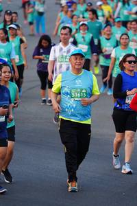 BIB: 5154, 51615
                            <button type="button" onclick="openModal(10522103)" class="btn btn-primary btn-sm float-right btn-popup" data-toggle="modal" data-target=".modal-high-quality">
                        <i class="fas fa-shopping-cart"></i> Add to Cart
                    </button>
                                            <button type="button" onclick="isThisMe(10522103, true)" class="btn btn-success btn-sm float-right btn-popup btn-isme hidden" data-toggle="tooltip" data-placement="bottom" title="นี่คือรูปของคุณใช่ไหม คลิกที่นี่เพื่อเอาเข้าอัลบั้ม">
                        <i class="fas fa-plus"></i> Add to album
                    </button>
                    <button type="button" onclick="isThisMe(10522103, false)" class="btn btn-warning btn-sm float-right btn-popup btn-isnotme hidden">
                        <i class="fas fa-ban"></i> Remove from album
                    </button>